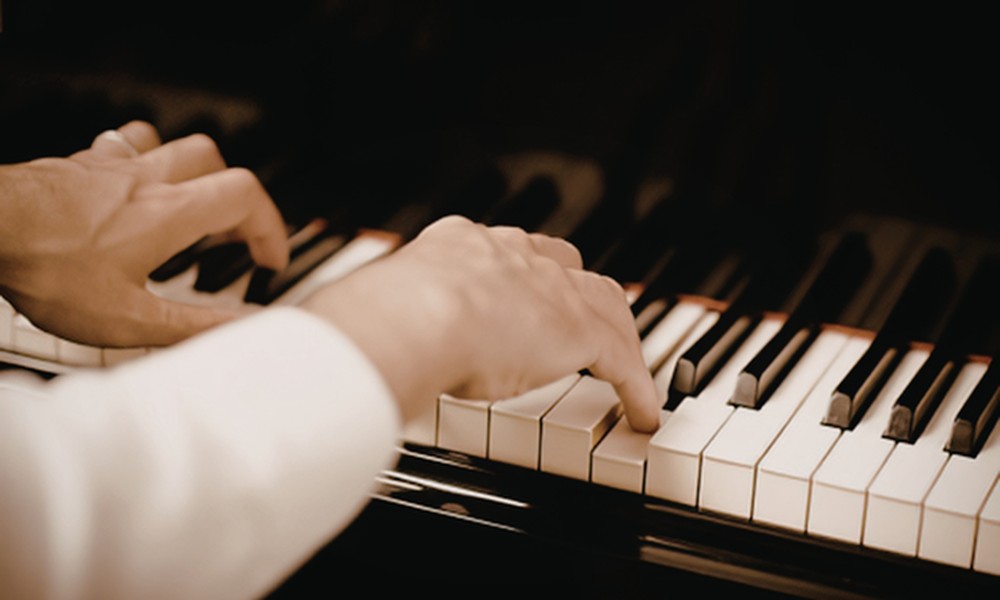 6 Ways to Build Left-Hand Independence for Rock, Funk, and Latin Grooves